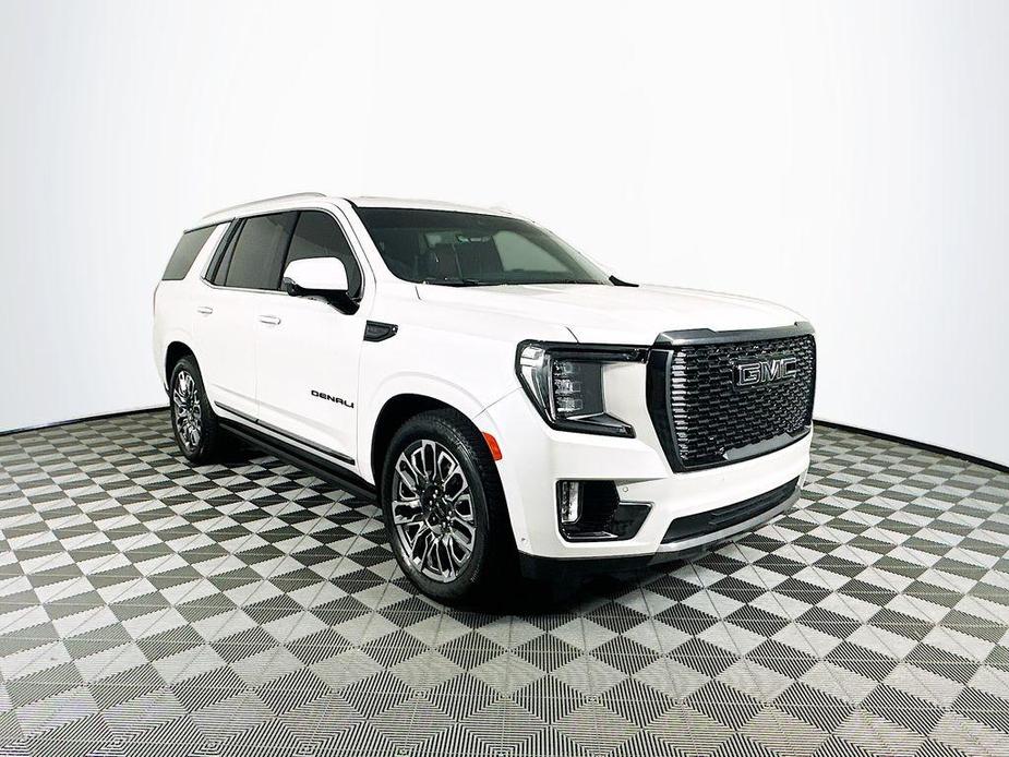 used 2024 GMC Yukon car, priced at $90,277