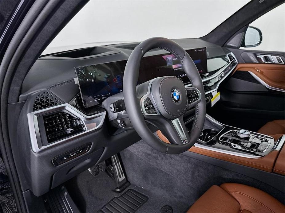 new 2025 BMW X7 car, priced at $100,505