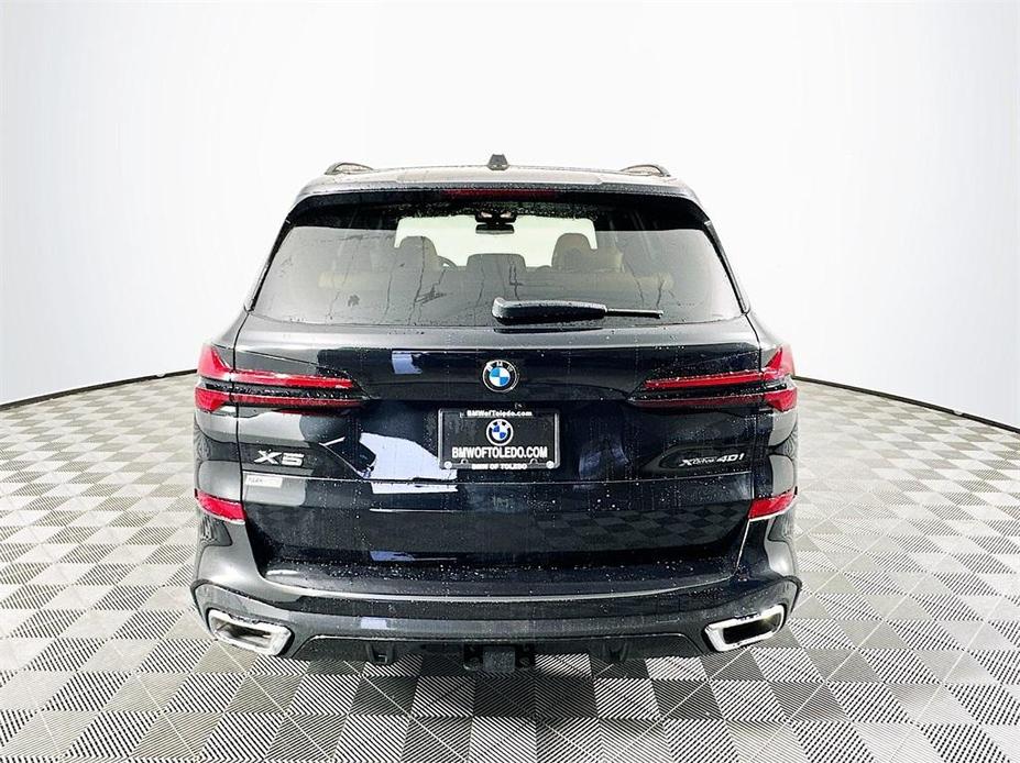 new 2025 BMW X5 car, priced at $76,195