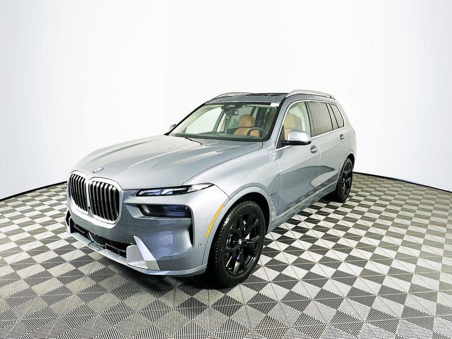 new 2025 BMW X7 car, priced at $89,635