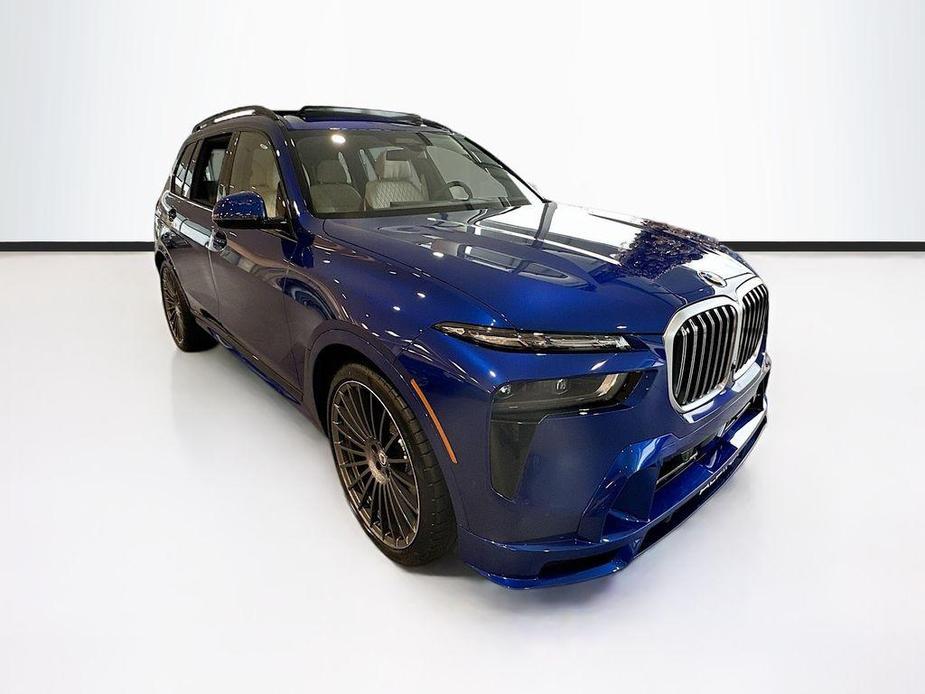 new 2025 BMW X7 car, priced at $159,695