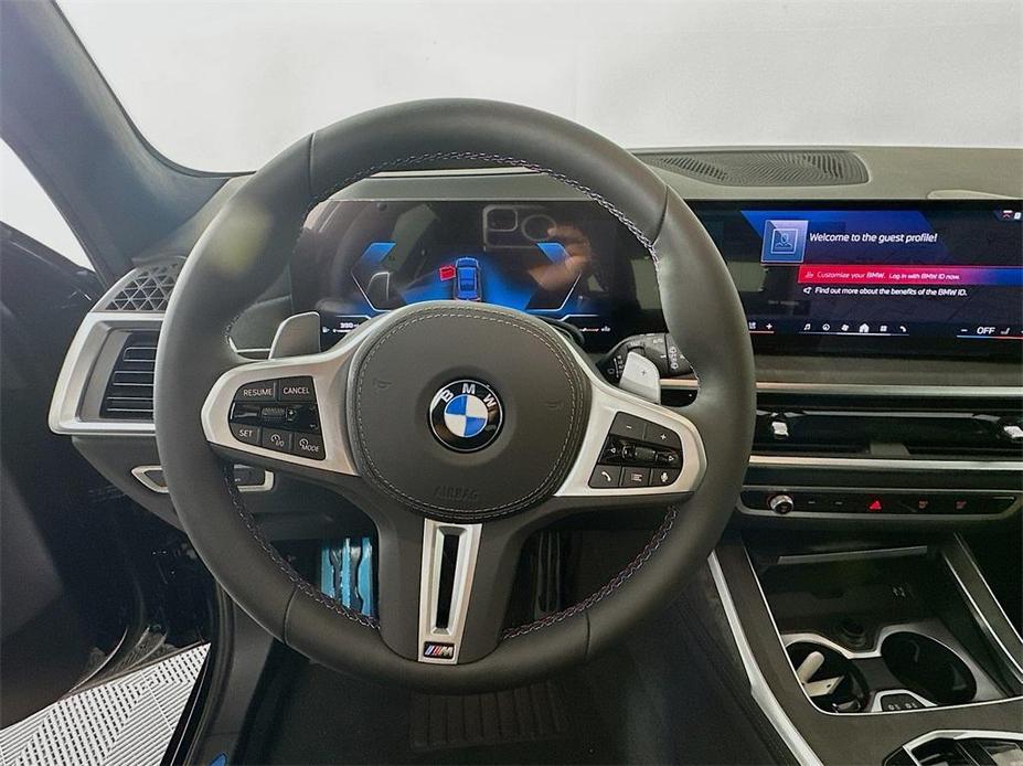 new 2025 BMW X7 car, priced at $118,245