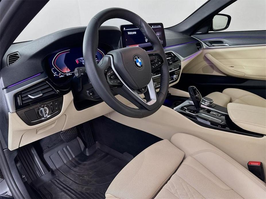 used 2022 BMW 540 car, priced at $43,199