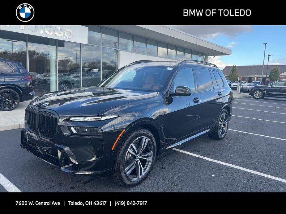 new 2025 BMW X7 car, priced at $95,485