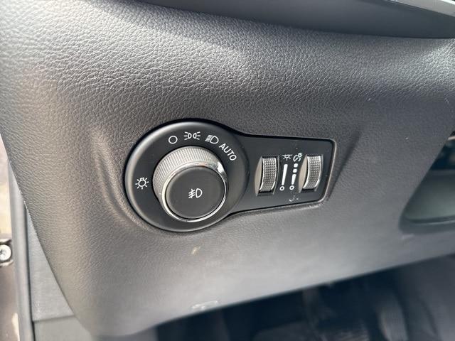 used 2022 Jeep Compass car, priced at $21,213