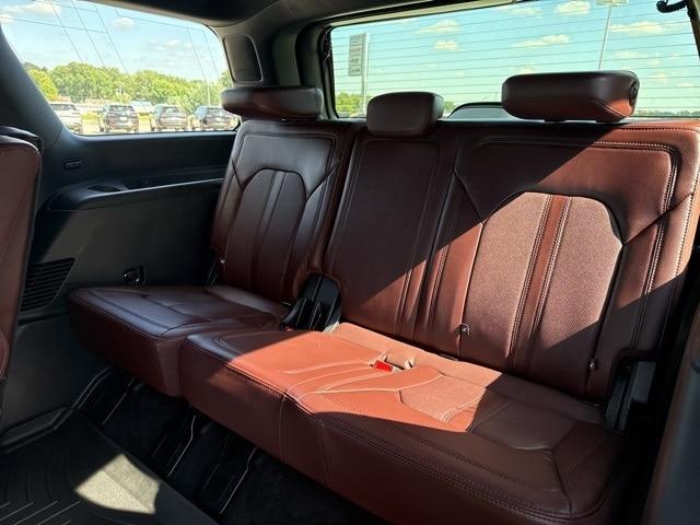 used 2022 Ford Expedition car, priced at $40,432
