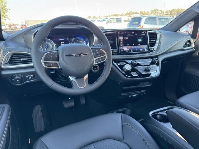 new 2026 Chrysler Pacifica car, priced at $43,304