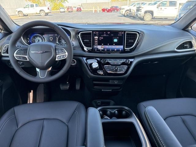new 2026 Chrysler Pacifica car, priced at $43,304
