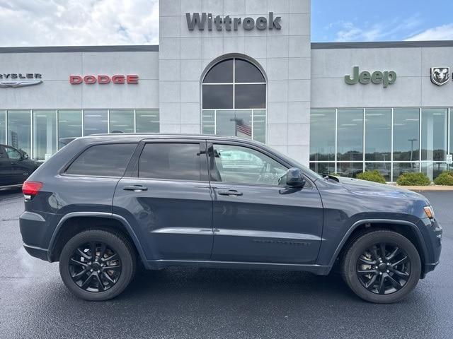 used 2017 Jeep Grand Cherokee car, priced at $11,611