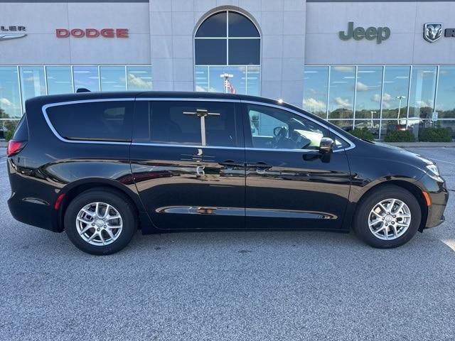 new 2026 Chrysler Pacifica car, priced at $42,941