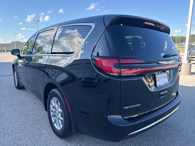 new 2026 Chrysler Pacifica car, priced at $38,941