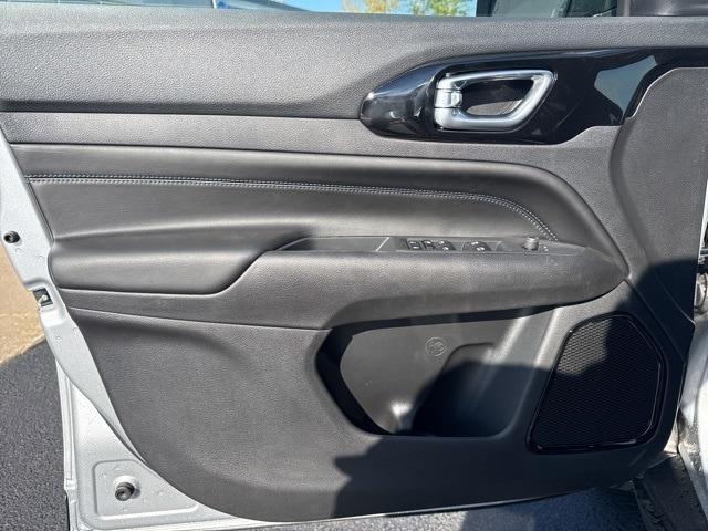 new 2026 Jeep Compass car, priced at $33,556