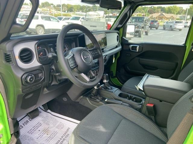 new 2025 Jeep Wrangler car, priced at $42,801