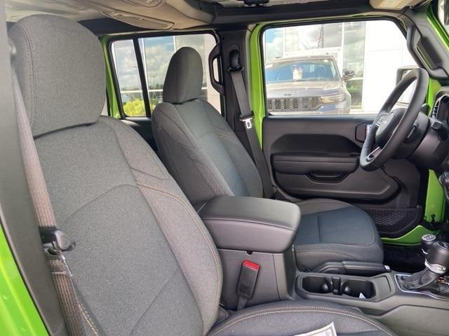 new 2025 Jeep Wrangler car, priced at $42,801