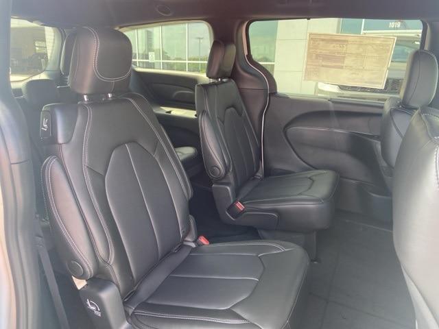 new 2026 Chrysler Pacifica car, priced at $42,272