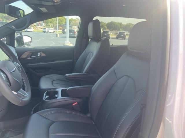 new 2026 Chrysler Pacifica car, priced at $42,272