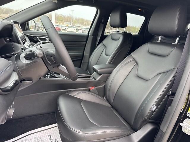 new 2025 Jeep Compass car, priced at $32,330