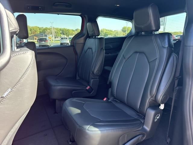 new 2026 Chrysler Pacifica car, priced at $43,304