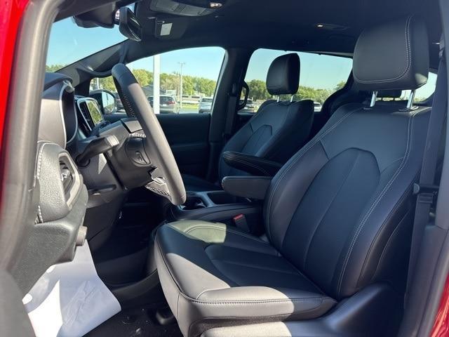 new 2026 Chrysler Pacifica car, priced at $43,304