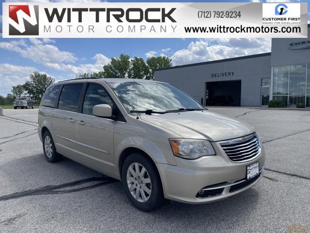 used 2014 Chrysler Town & Country car, priced at $5,441