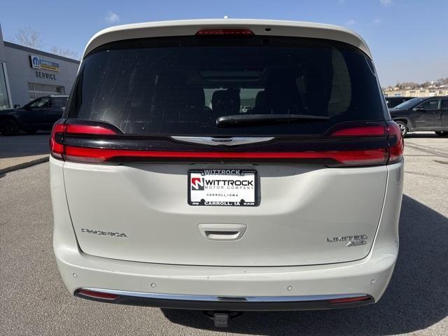 used 2021 Chrysler Pacifica car, priced at $35,425