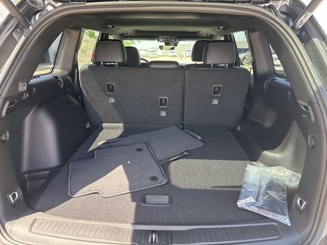 new 2025 Jeep Grand Cherokee car, priced at $39,757