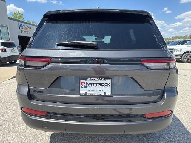 new 2025 Jeep Grand Cherokee car, priced at $39,757