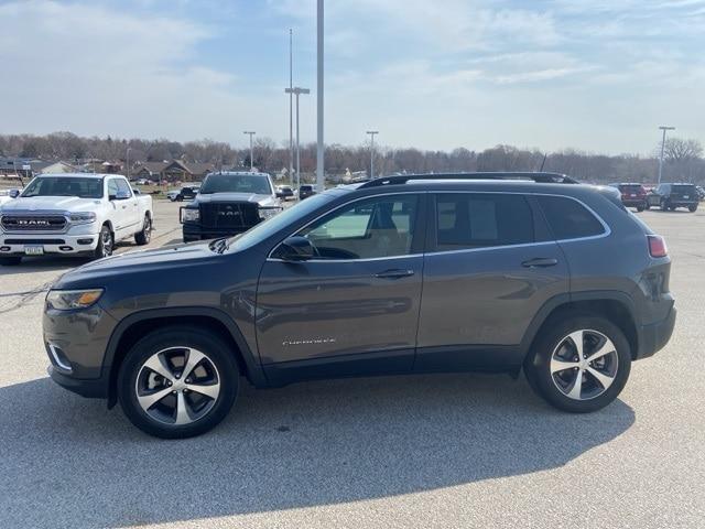 used 2022 Jeep Cherokee car, priced at $25,658