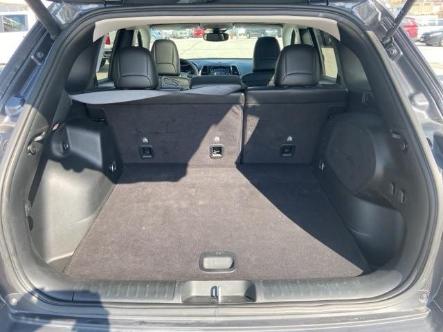 used 2022 Jeep Cherokee car, priced at $25,658