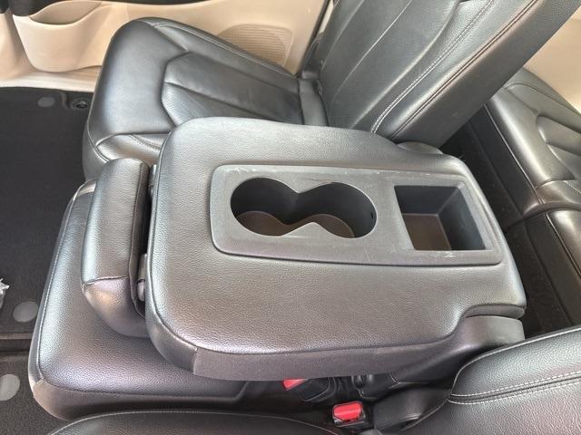 used 2022 Chrysler Pacifica car, priced at $27,974