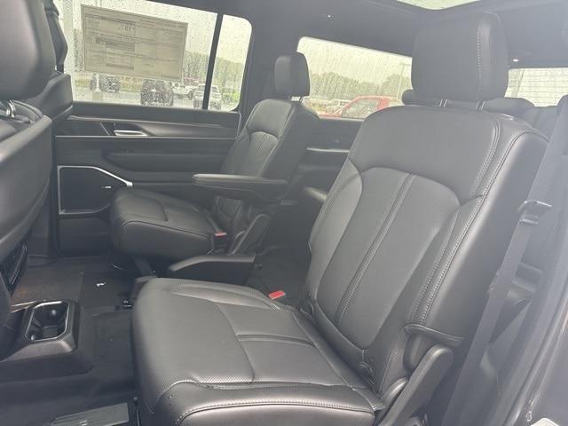 new 2025 Jeep Wagoneer car, priced at $71,925