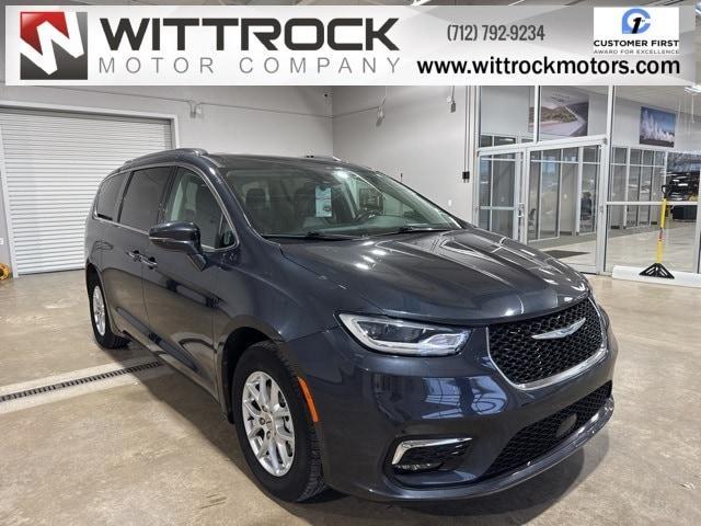 used 2021 Chrysler Pacifica car, priced at $25,925