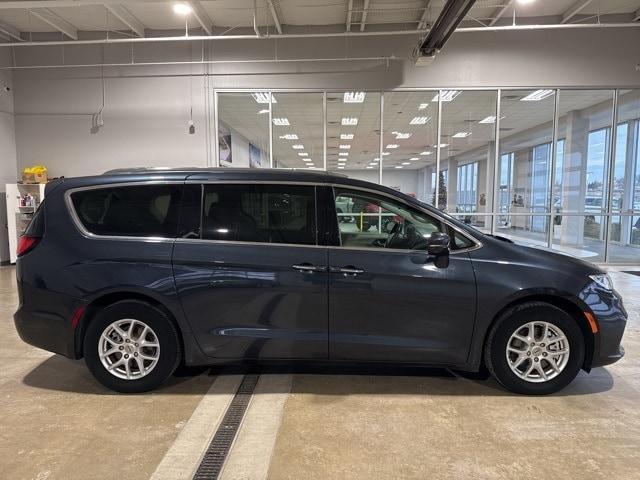 used 2021 Chrysler Pacifica car, priced at $25,925