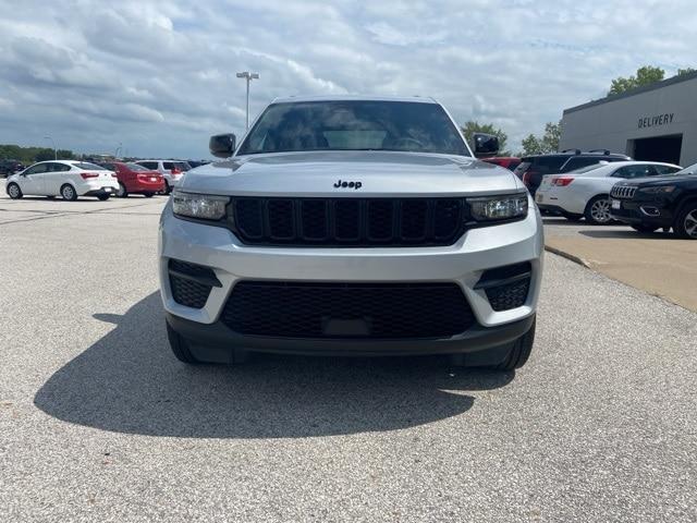 used 2023 Jeep Grand Cherokee car, priced at $33,973