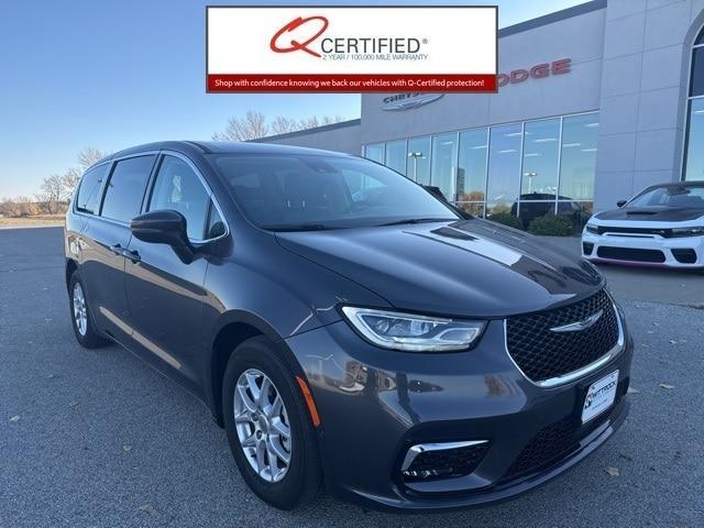 used 2023 Chrysler Pacifica car, priced at $29,982