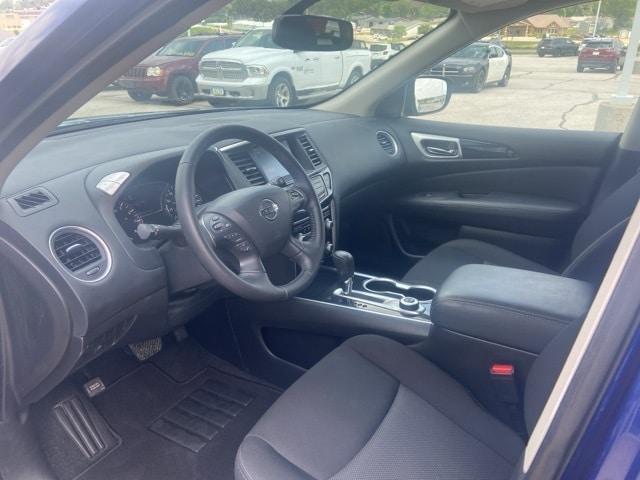 used 2020 Nissan Pathfinder car, priced at $23,153