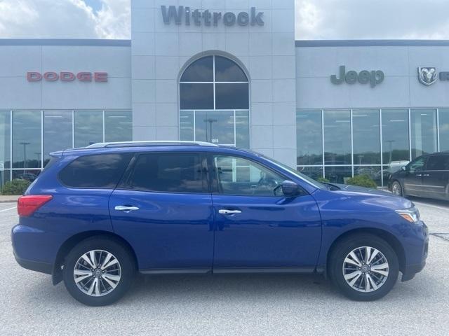 used 2020 Nissan Pathfinder car, priced at $21,994