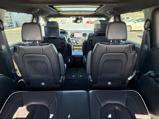 used 2023 Chrysler Pacifica car, priced at $41,525