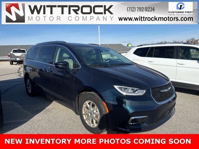 used 2021 Chrysler Pacifica car, priced at $26,809