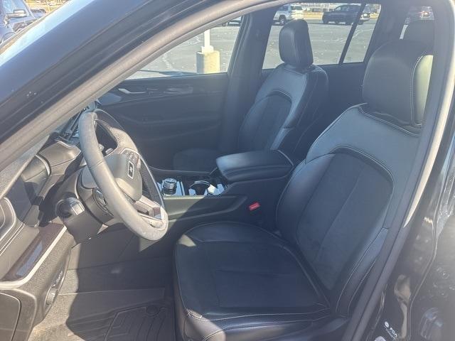 used 2023 Jeep Grand Cherokee car, priced at $33,637