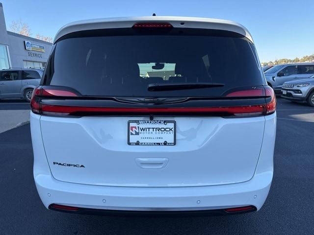 new 2026 Chrysler Pacifica car, priced at $42,108