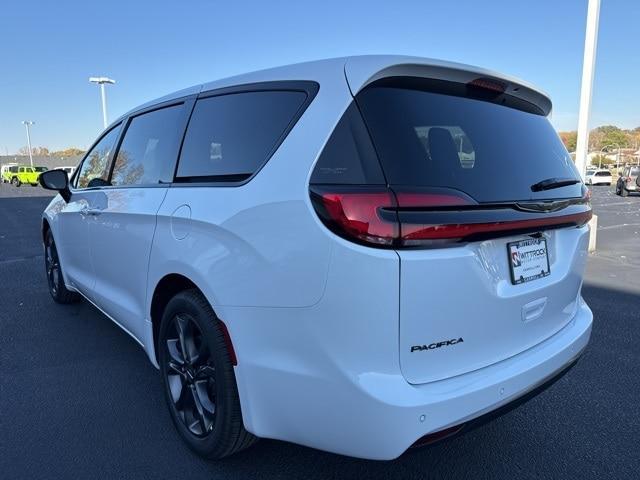 new 2026 Chrysler Pacifica car, priced at $42,108
