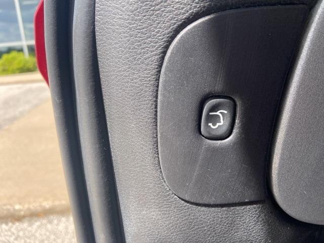 used 2014 Jeep Cherokee car, priced at $7,984