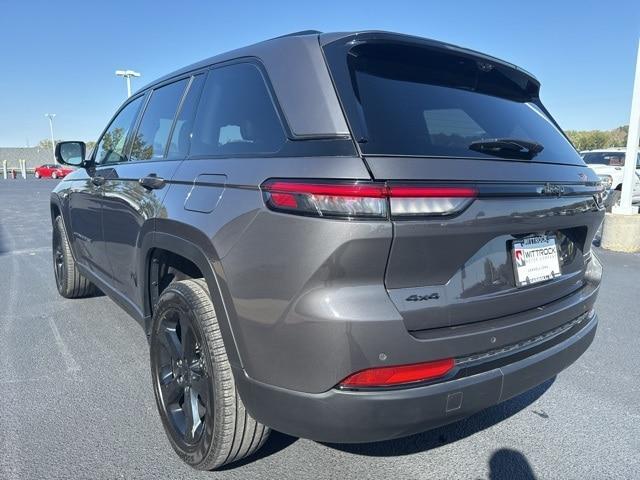 used 2023 Jeep Grand Cherokee car, priced at $33,873