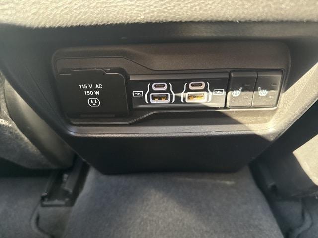 used 2023 Jeep Grand Cherokee car, priced at $33,873