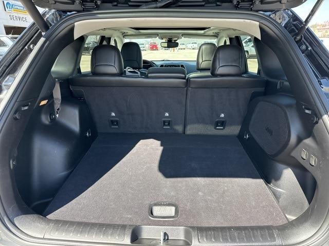 used 2021 Jeep Cherokee car, priced at $25,411
