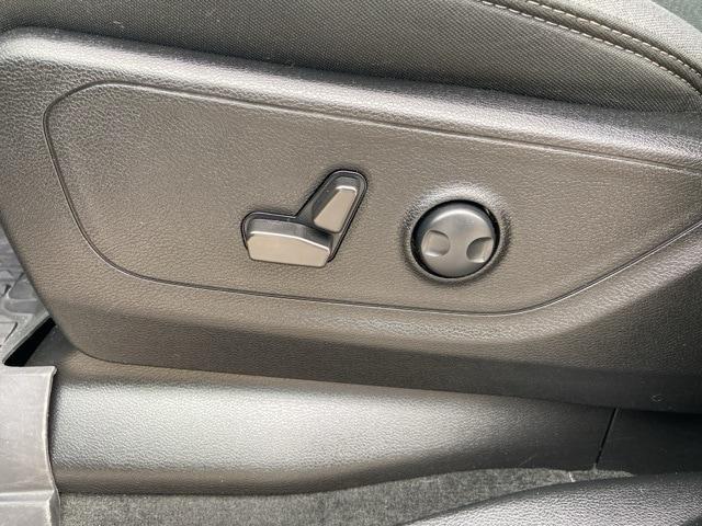 used 2022 Ram 1500 car, priced at $38,445