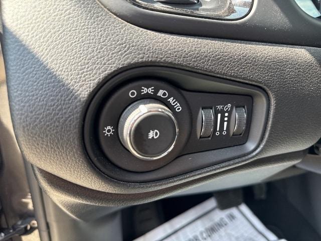used 2016 Jeep Renegade car, priced at $12,912