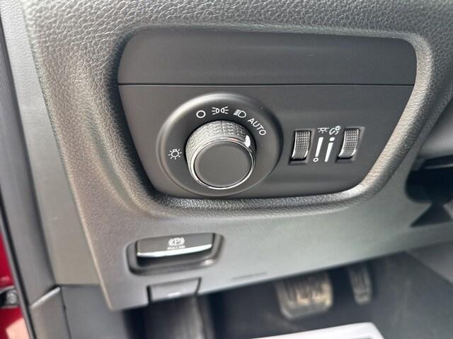 new 2025 Jeep Grand Cherokee L car, priced at $42,367