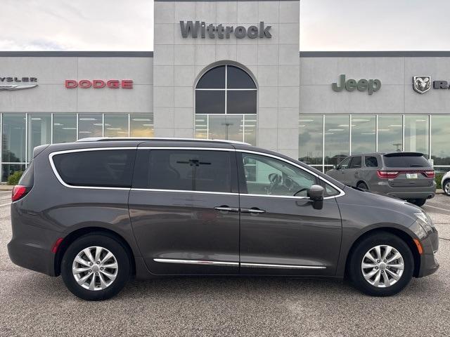 used 2018 Chrysler Pacifica car, priced at $18,304